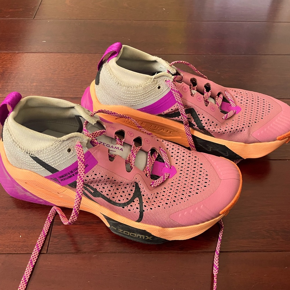 Nike Zegama Trail Running Shoes - Women’s Size 8.5